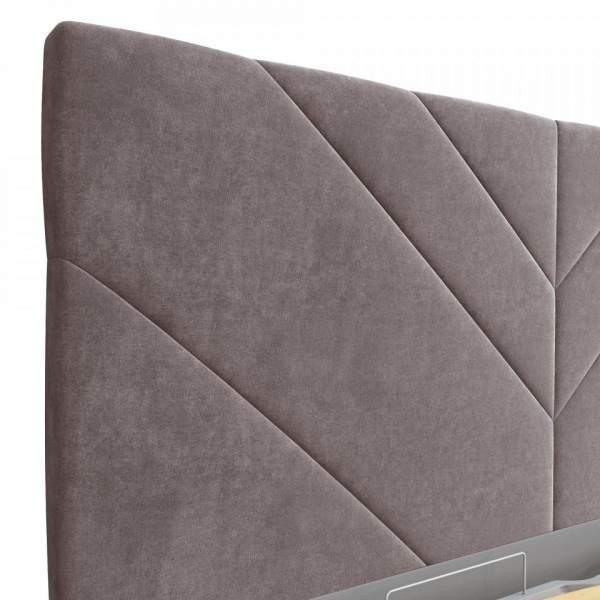 кровать в спальню