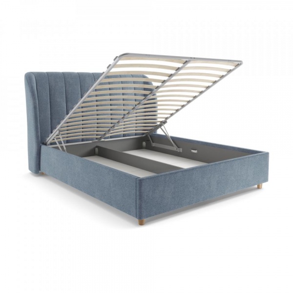 Двуспальные кровати