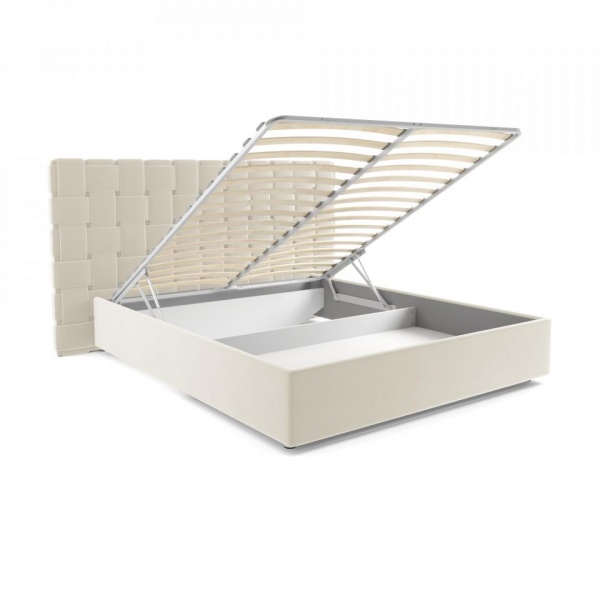 Двуспальные кровати