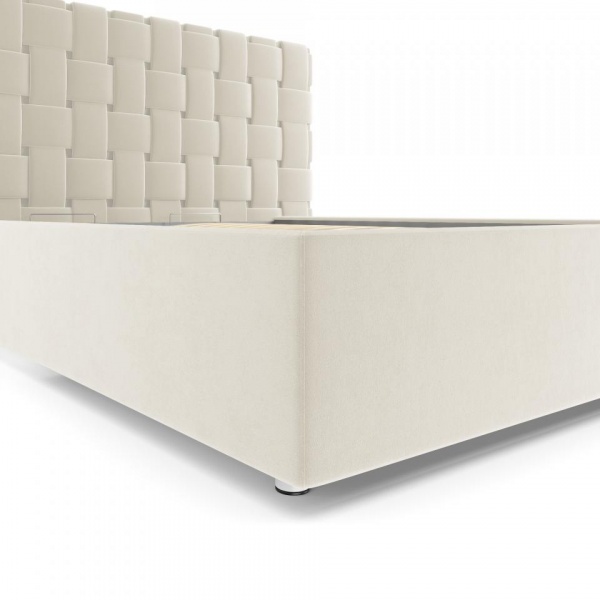 Двуспальные кровати