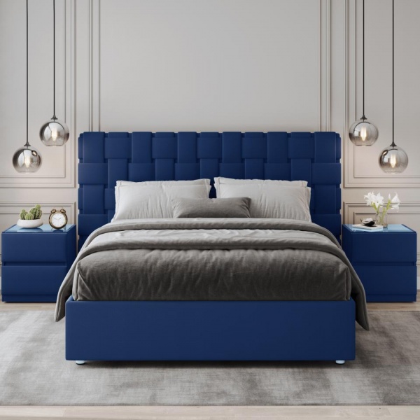 кровать в спальню