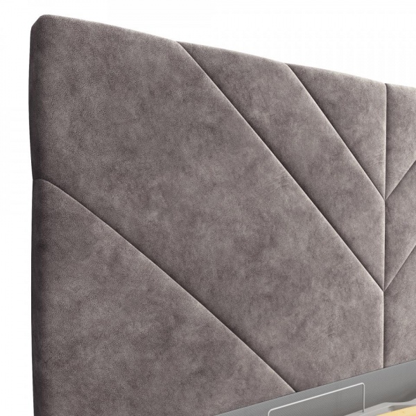 кровать в спальню