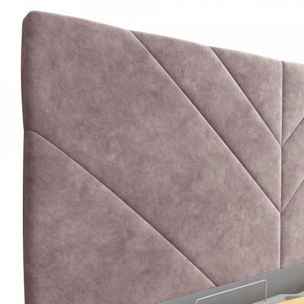 кровать в спальню