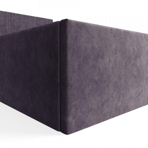 кровать в спальню