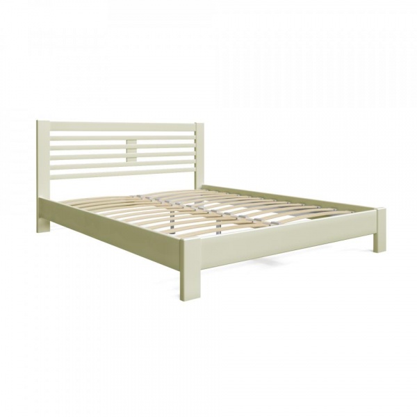 кровать в спальню