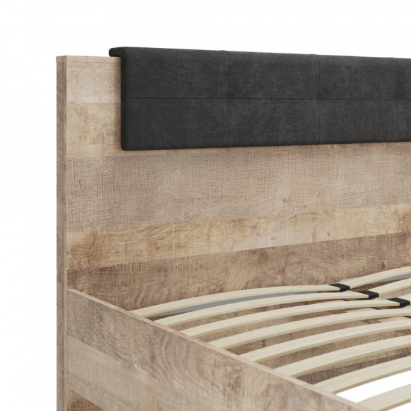 кровать в спальню