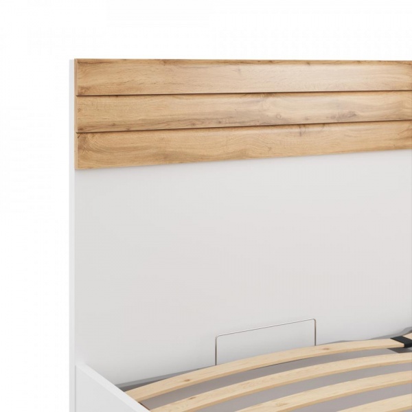 Двуспальные кровати