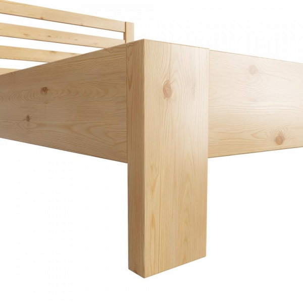 кровать в спальню