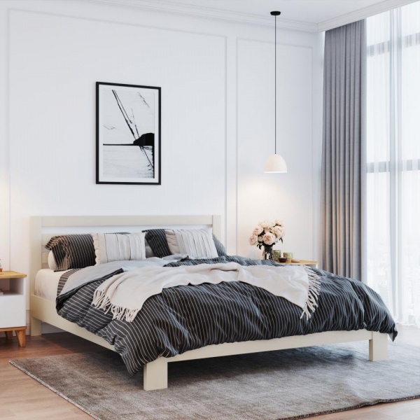 кровать в спальню