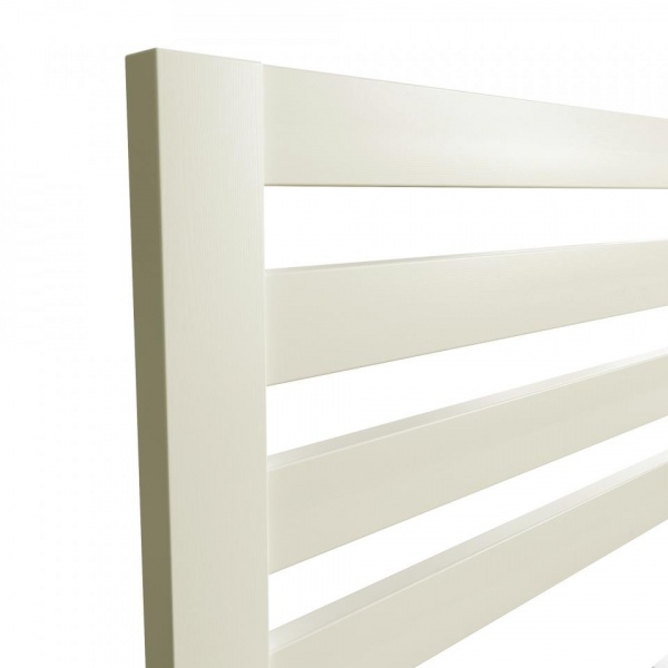 кровать в спальню