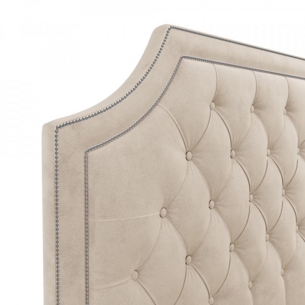 Двуспальные кровати