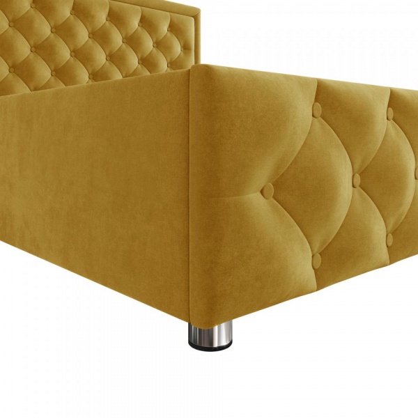 кровать в спальню