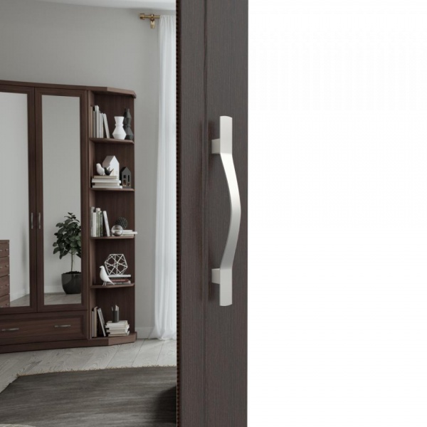 Распашные шкафы