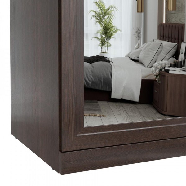 Распашные шкафы