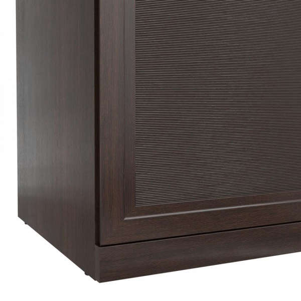 Распашные шкафы