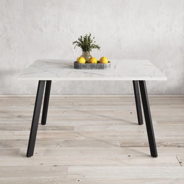 Обеденные столы